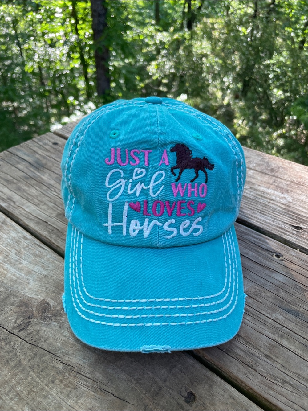 KBETHOS VINTAGE JUST A GIRL WHO LOVES HORSES CAP